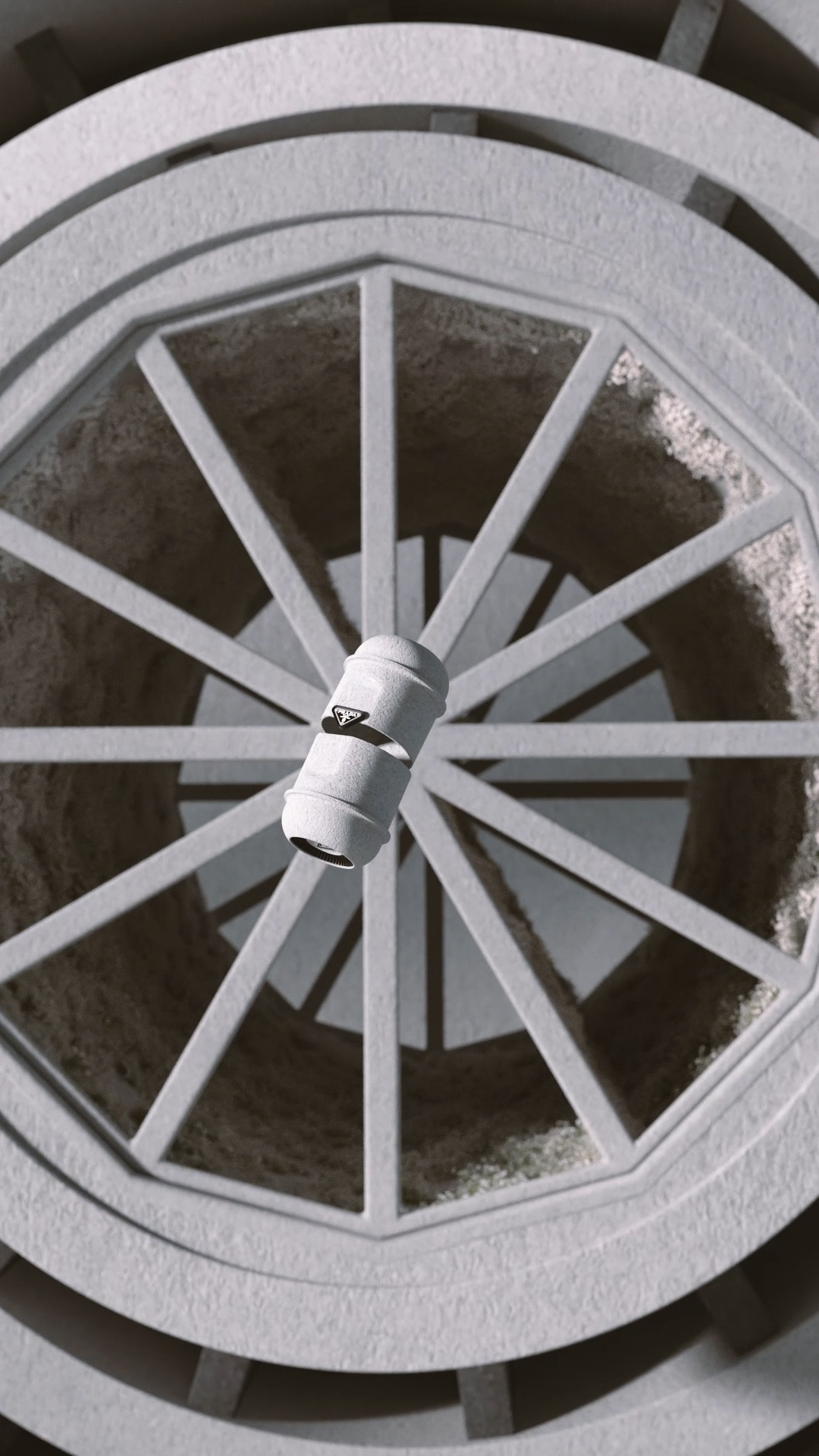 Prada — video 1 frame 5