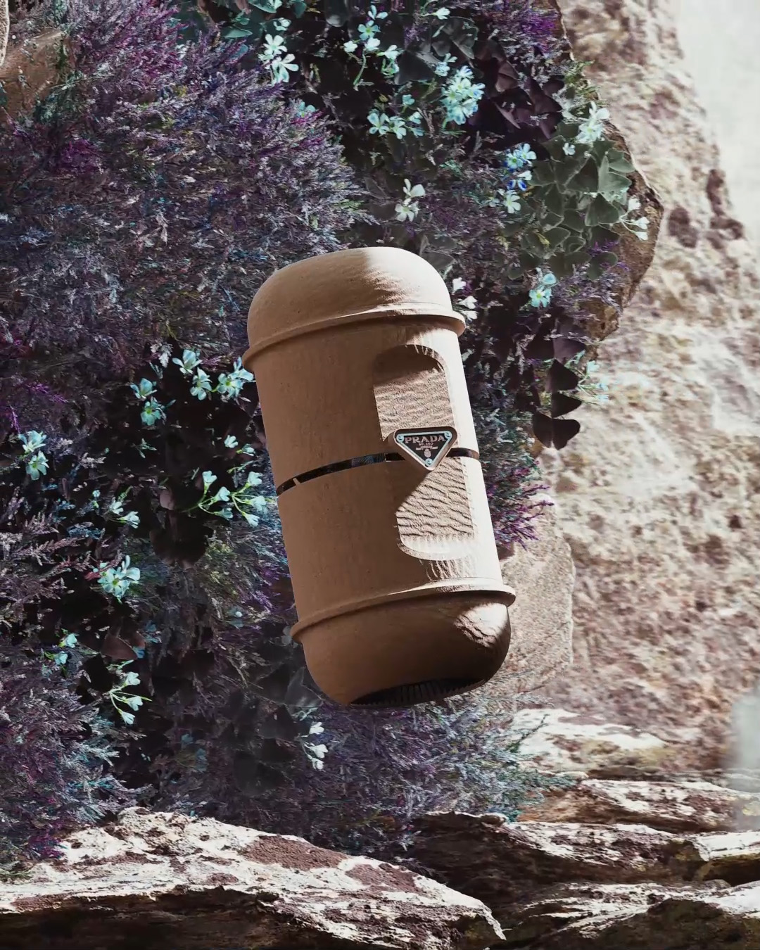 Prada — video 1 frame 2