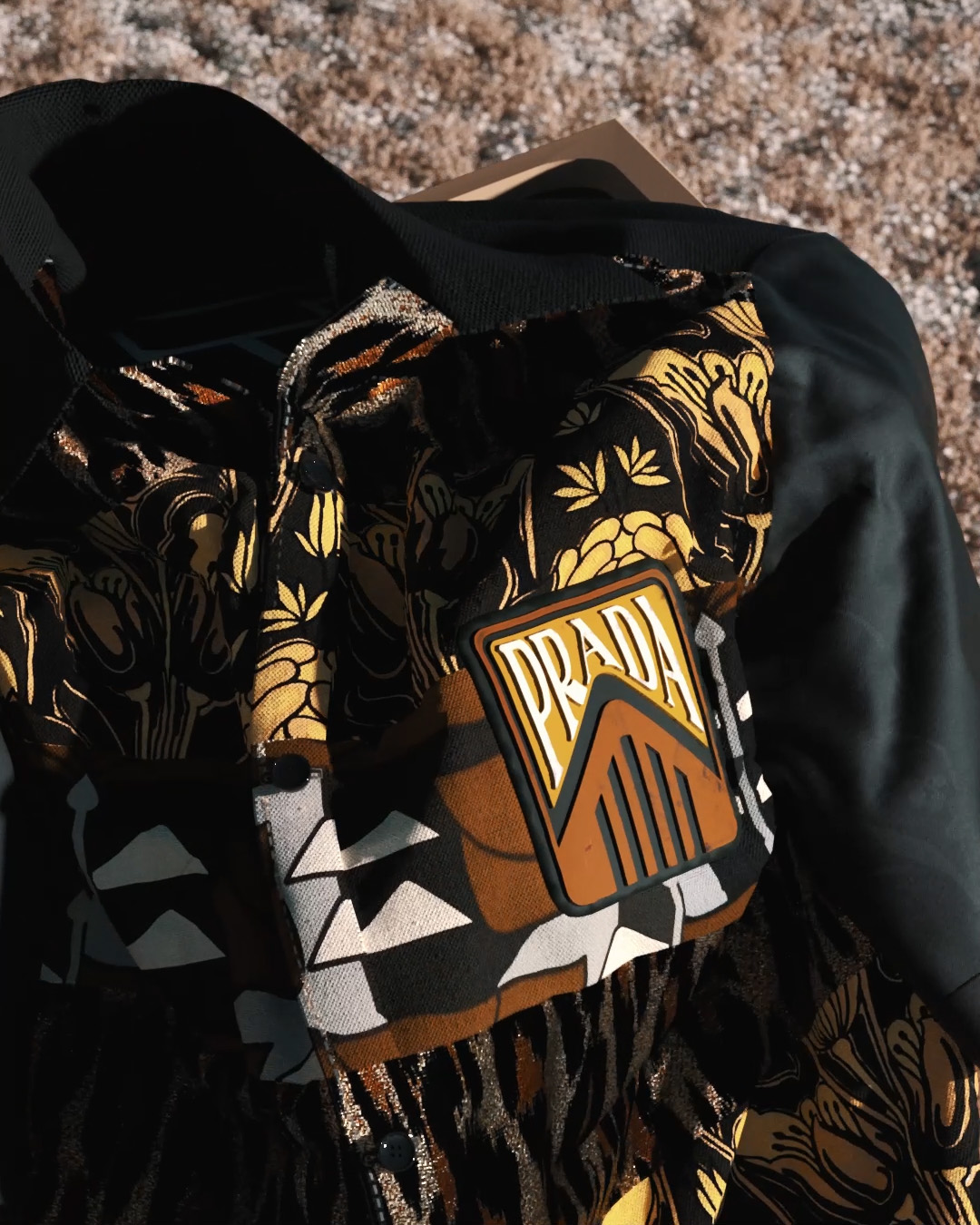 Prada — video 1 frame 4