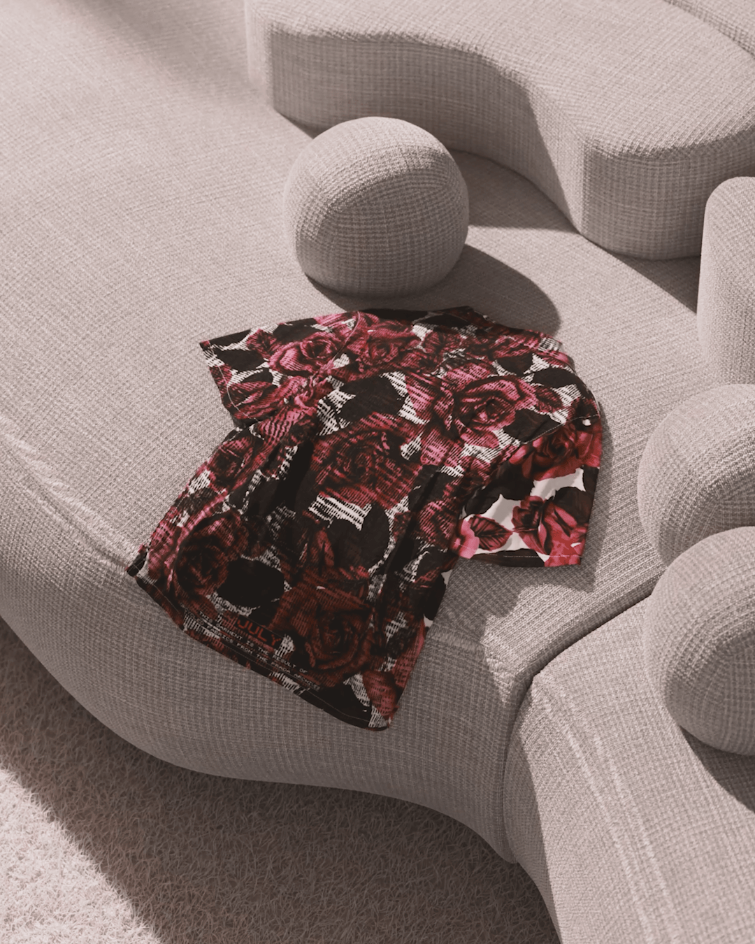 Prada — video 1 frame 5
